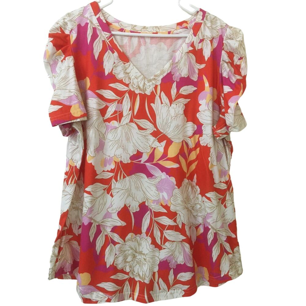 Coral, Pink, Fuchsia & White Floral XXL Scoop Hem Short Sleeve V-neck Top